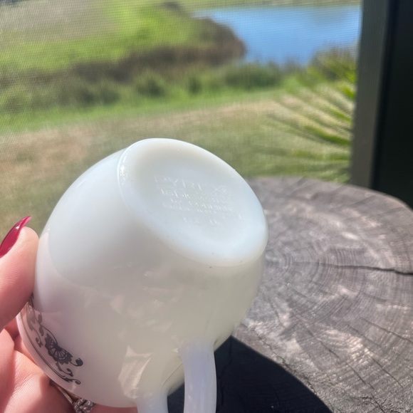 Corelle Corning Pyrex Glass Old Town Blue Onion Creamer 5 ounce Vintage USA - Picture 6 of 10